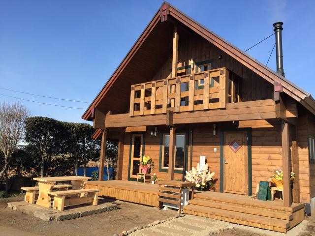 雑貨と服と喫茶のお店『ぽるれっと』